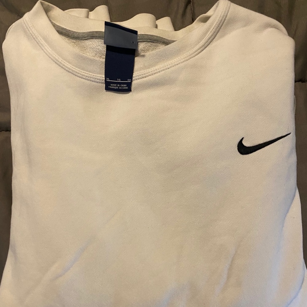 Nike sweatshirt